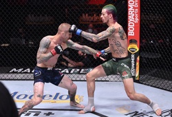 UFC 250: Game thủ Fortnite KO 'thần râu' lão làng
