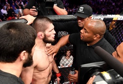 Daniel Cormier: "Với đối thủ nguy hiểm nhất như Gaethje, đôi khi Khabib cũng cần có động lực"