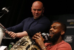 UFC đồng ý đàm phán đưa Jon Jones lên hạng