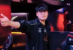 Zeus & HLV Homme sau chiến thắng 2-0: “Trận đấu đáng lẽ không nên căng thẳng như vậy”