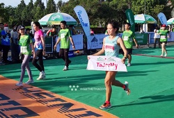 Nữ Tuyển thủ HCĐ SEA Games phá kỷ lục Vietcombank Mekong Delta Marathon Hậu Giang 2022