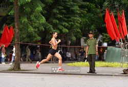 Một số bài tập cơ bản trong luyện tập chạy bộ, VĐV dự Viettel Marathon nên biết