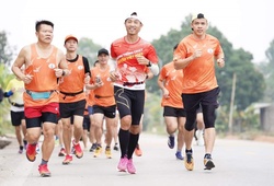 Những tình cảm đặc biệt nặng tình sẻ chia từ Hành trình chạy bộ tiếp sức xuyên Việt 2023