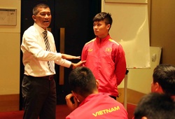 Tin bóng đá Việt Nam chiều 7/1: Tuyển Việt Nam làm quen với VAR, chốt danh sách cuối cùng dự Asian Cup 2019