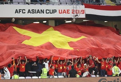 CĐV Việt Nam chi mạnh để sang UAE cổ vũ cho đội tuyển
