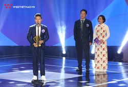 Quang Hải với phát biểu dễ thương khi nhận giải thưởng VĐV xuất sắc nhất năm