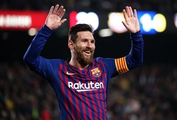 Khó tin: Messi xé toang hàng thủ đối phương ngay cả khi... đứng yên