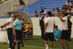 HLV Lê Huỳnh Đức "tố" trọng tài thiên vị Quảng Nam tại vòng 3 V.League 2019