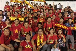 Màn cổ vũ cực chuyên nghiệp của CĐV trước trận U23 Việt Nam vs U23 Brunei