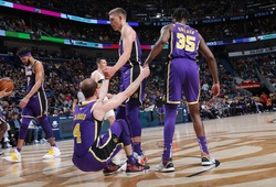 LeBron James vừa được cho nghỉ, cả Los Angeles Lakers đồng loạt thăng hoa!