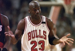 Michael Jordan ứ thèm 1 triệu đô la và những câu chuyện quảng bá cười ra nước mắt