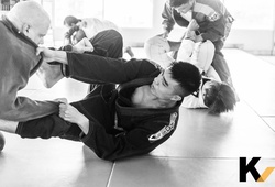 Trần Gia Thành dùng ống kính duy trì đam mê Ju-jitsu