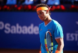 Rafael Nadal bị loại khỏi Barcelona Open do đụng phải Djokovic phiên bản 2.0