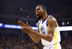 Vừa tự gồng gánh Golden State, anh em Splash Brothers vẫn thừa nhận cần Kevin Durant trở lại sớm nhất có thể