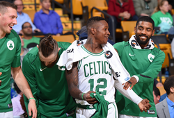 Sau NBA Playoffs, Terry Rozier "chặt chém" Boston Celtics không thương tiếc về Kyrie Irving và Gordon Hayward
