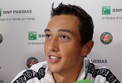 Antoine Hoang viết tiếp lịch sử, tiến vào vòng 2 Roland Garros!