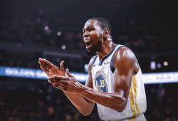 Thấy các đồng đội gặp khó, Kevin Durant lập tức mang đến tin mừng về chấn thương để chuẩn bị ra tay ứng cứu