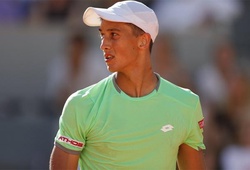 Antoine Hoang chia tay Roland Garros sau derby với Gaël Monfils