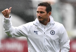 Lampard khẳng định hậu vệ của Chelsea không phải để bán sau trận đầu tiên ở chuyến du đấu