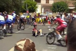 Chặng 16 Tour de France: Geraint Thomas một phen hú vía