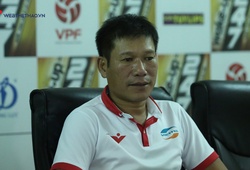 HLV Nguyễn Hải Biên không phàn nàn trọng tài dù bị "cướp" quả penalty