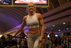 Holly Holm trở lại với UFC 243 tại Australia