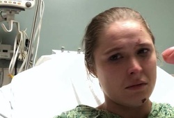 Ronda Rousey suýt mất ngón tay vì tai nạn trên phim trường