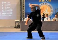 Vì sao võ cổ truyền Trung Hoa vắng bóng trên sàn MMA hiện đại?