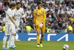 Courtois trải qua 45 phút ác mộng với Real Madrid ở Cúp C1