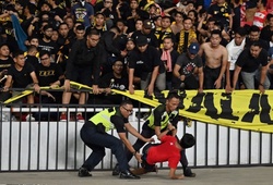 Bóng đá Indonesia xuống dốc: Hệ lụy từ những rắc rối ngoài sân cỏ