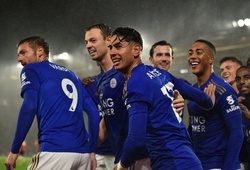 Leicester lập một loạt kỷ lục khi hủy diệt Southampton 9-0