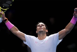 Kết quả quần vợt hôm nay, 16/11: Nadal lại thắng ngược Tsitsipas