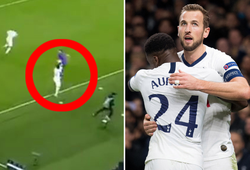 Bàn thắng của Tottenham nhờ cậu bé nhặt bóng lẽ ra không được tính