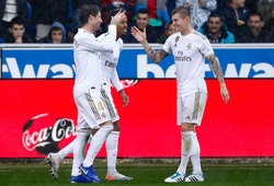 Hạ gục Alaves trong trận thủy chiến, Real Madrid tạm chiếm ngôi đầu