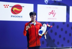 Trần Nguyên Hưng không tin vào mắt mình khi giành huy chương vàng 200m hỗn hợp SEA Games 30