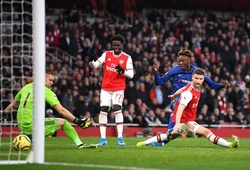Arsenal chịu đựng những dấu mốc tồi tệ sau trận thua Chelsea