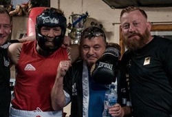 Conor McGregor bổ trợ thêm kĩ thuật Boxing cho trận trở lại