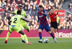 Messi lại lập chiến công trong ngày đạt cột mốc mới với Barca