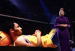 Jennifer Hudson khiến khán giả rơi lệ cùng bài hát tưởng nhớ Kobe Bryant