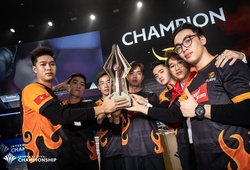 Team Flash Liên Quân Mobile được Forbes Việt Nam vinh danh