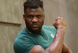 Francis Ngannou thách đấu Tyson Fury, bệnh viện thích điều này