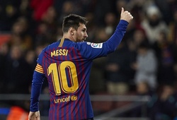 Messi được HLV huyền thoại bảo vệ bằng sự so sánh kỳ lạ