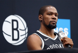 HLV Brooklyn Nets bị cho thôi việc: Ngoài Kyrie còn có dấu tay của Kevin Durant?