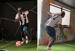 Vì sao Pogba mặc áo Juventus khi tập luyện với MU?