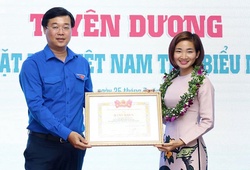 “Cô gái không phổi” Nguyễn Thị Oanh nhận bằng khen của Thủ tướng Chính phủ