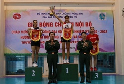 Vô địch giải nội bộ Thông tin Liên Việt PostBank, xướng tên "Đội 1"