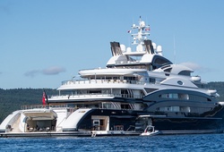 Cận cảnh du thuyền đắt giá hơn CLB Newcastle của thái tử Mohammed bin Salman