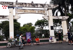 Tình hình các công viên ở Hà Nội sau lệnh nới lỏng cách ly xã hội vì COVID-19