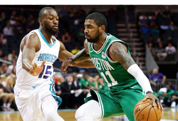 Hai “thánh handle” Kyrie Irving và Kemba Walker cà khịa nhau đấu 1-1