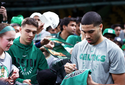 Jayson Tatum đã suýt từ bỏ Boston Celtics như thế nào?